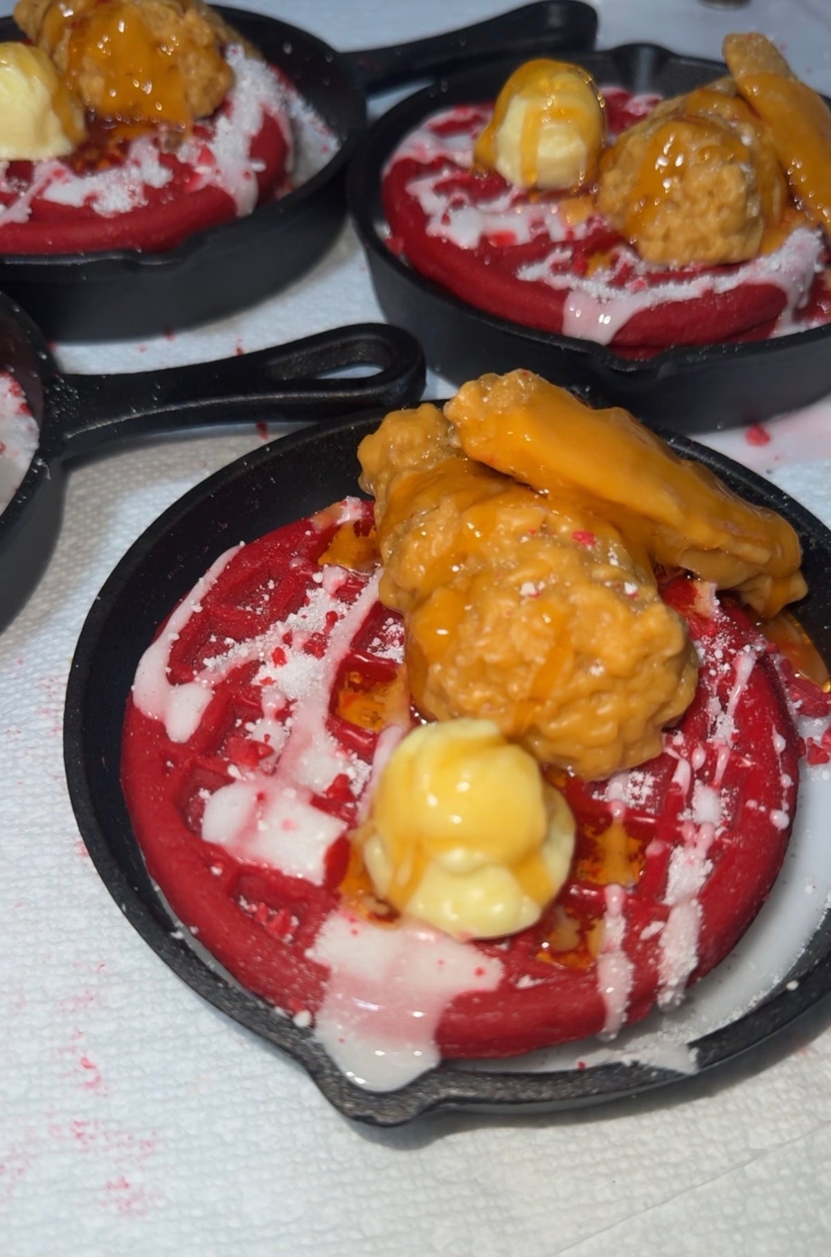 Redvelvet chicken and waffles wickless candle
